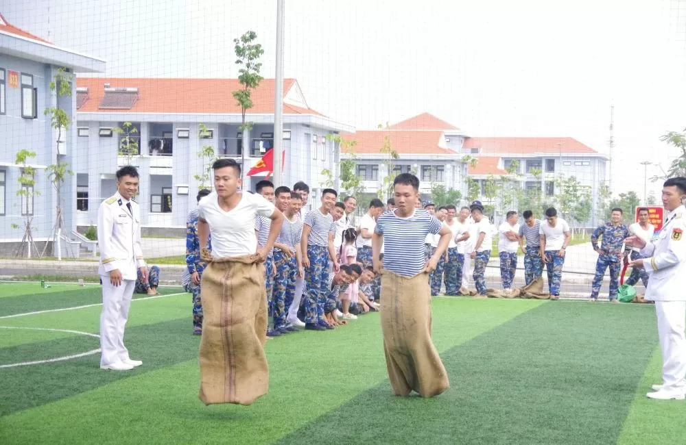 Vùng 2 Hải quân sôi nổi các hoạt động chào Xuân Ất Tỵ