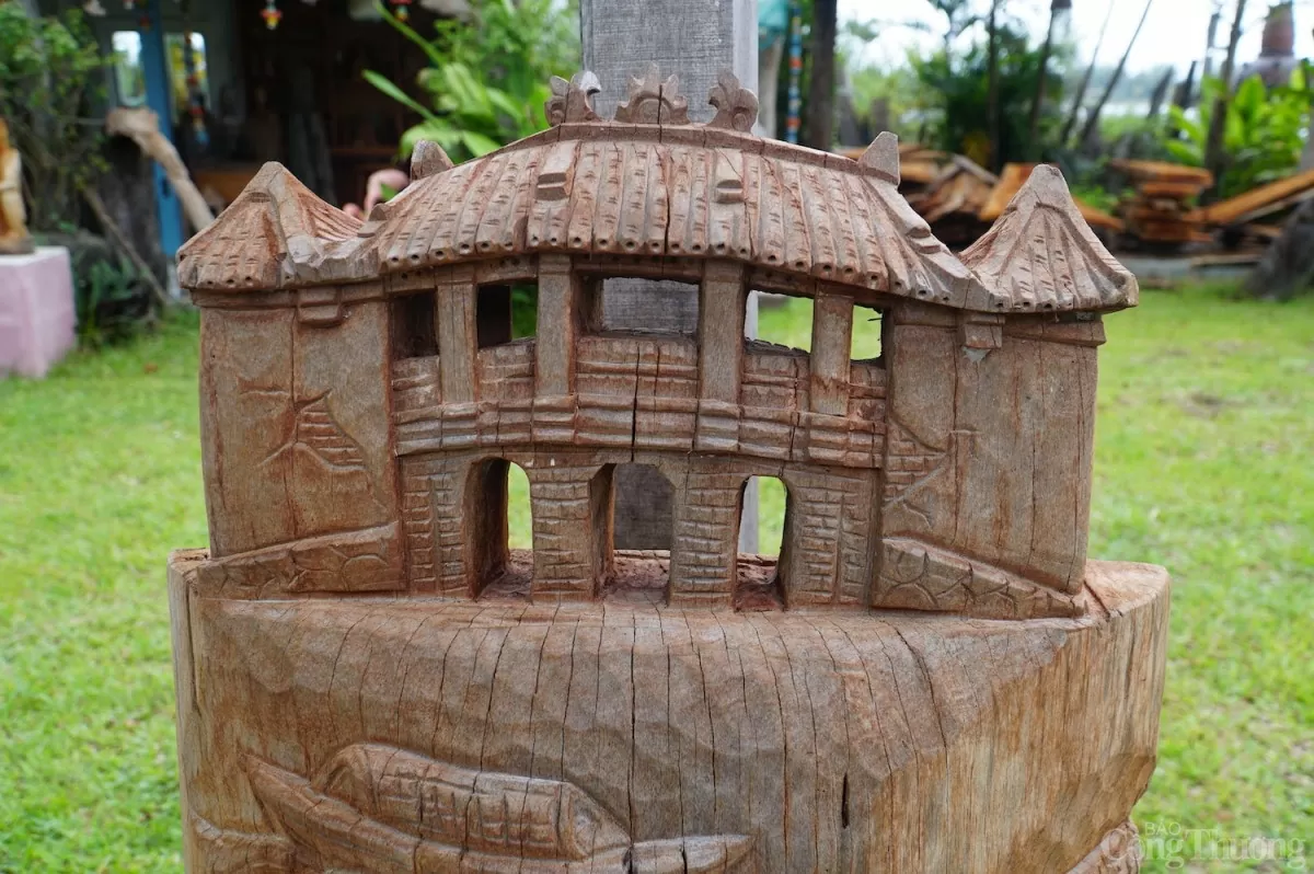 Độc đáo các tác phẩm điêu khắc gỗ từ củi lũ