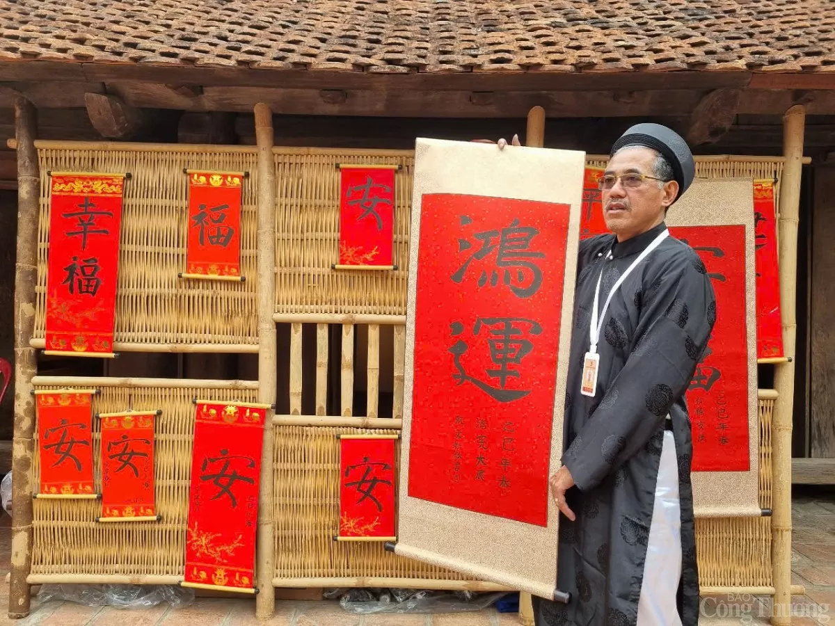 Hà Nội: Náo nhiệt khách du Xuân