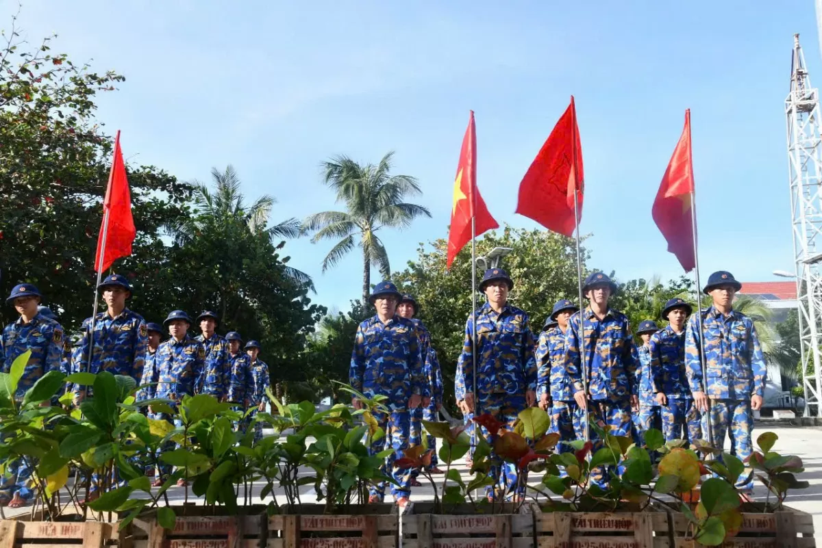 Các đảo thuộc quần đảo Trường Sa hưởng ứng Tết trồng cây