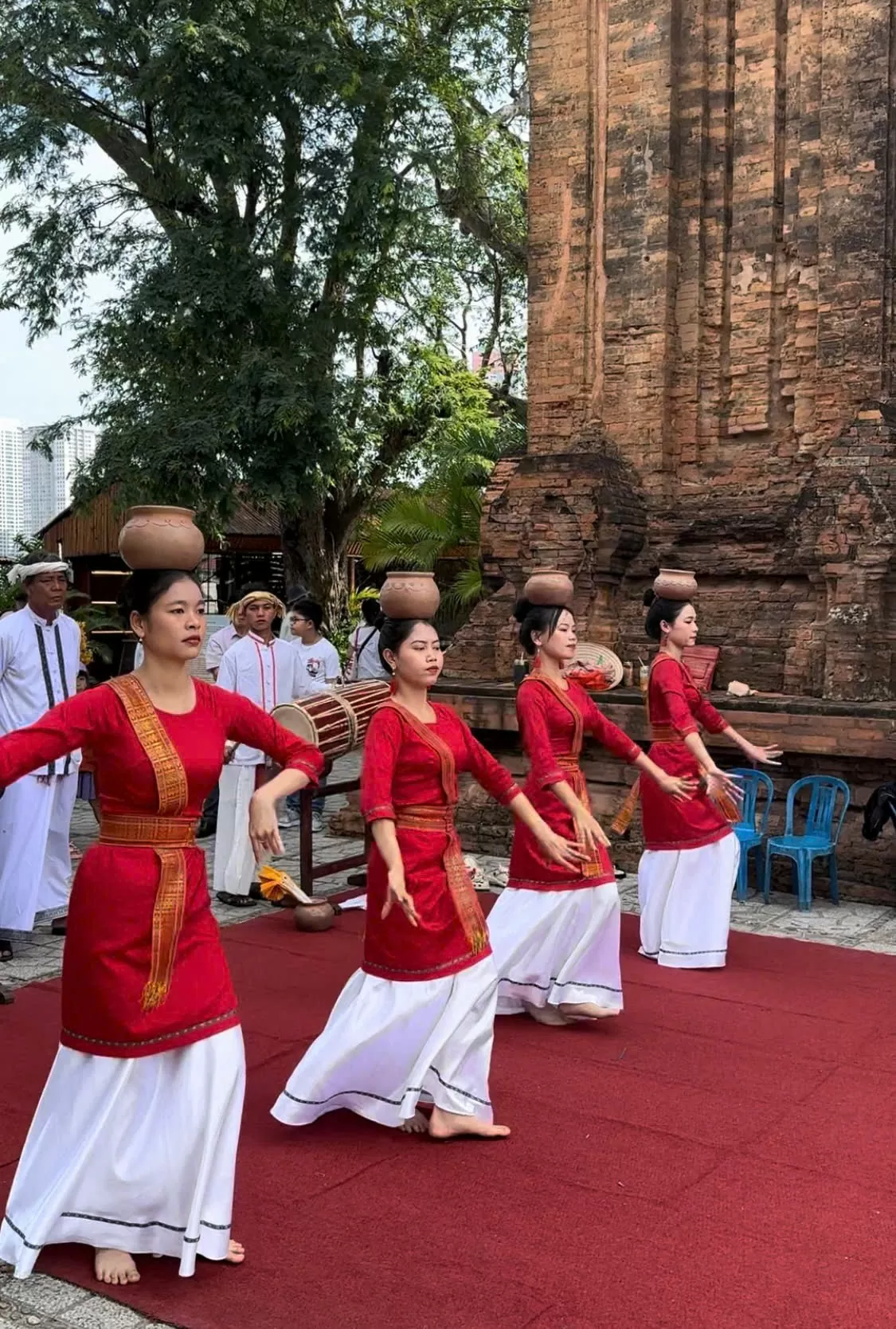 Những ngày đầu xuân mới trên phố biển Nha Trang