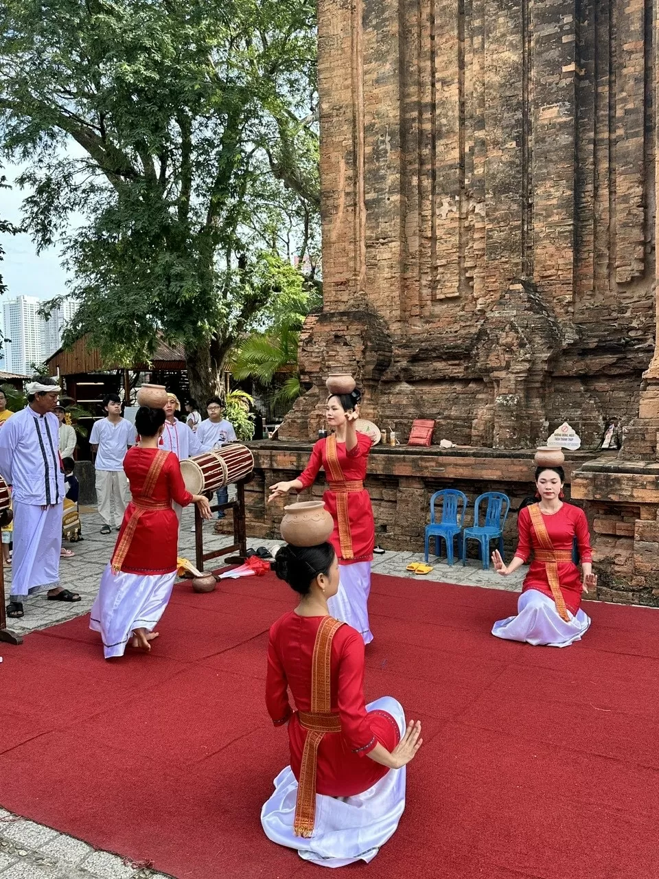 Những ngày đầu xuân mới trên phố biển Nha Trang
