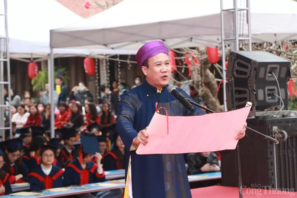 Hải Phòng: Tưng bừng lễ hội khai bút đầu xuân Hải Phòng: Tưng bừng lễ hội khai bút đầu xuân