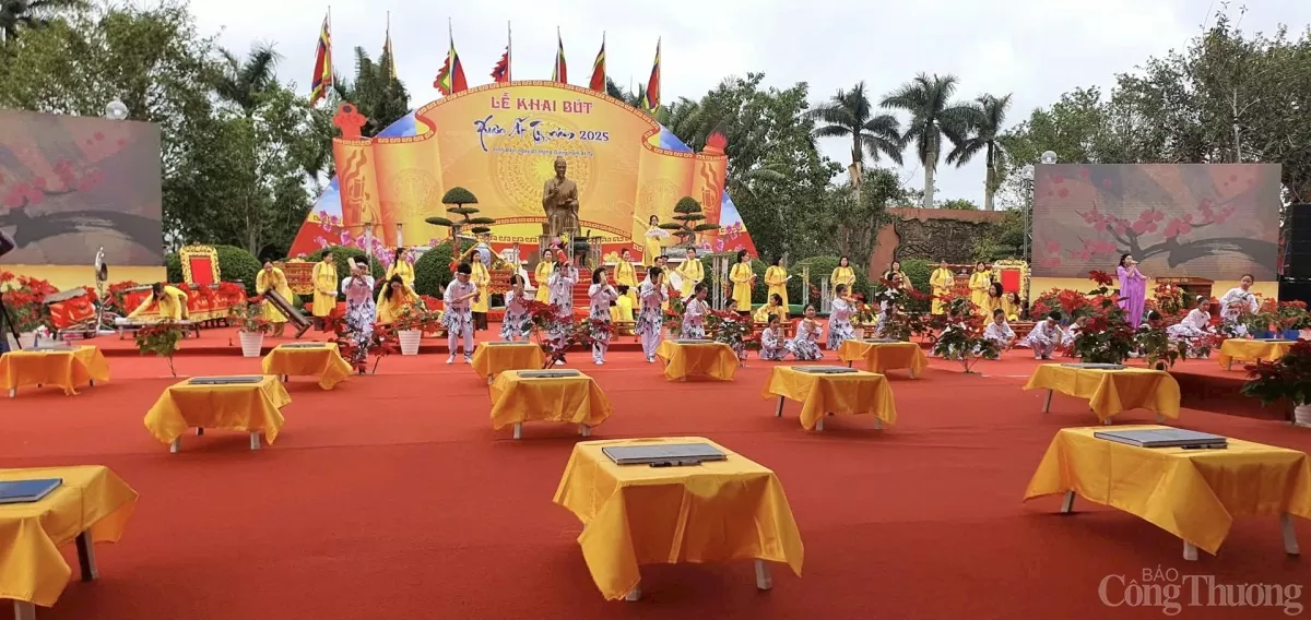 Hải Phòng: Tưng bừng lễ hội khai bút đầu xuân 2025 Hải Phòng: Tưng bừng lễ hội khai bút đầu xuân 2025