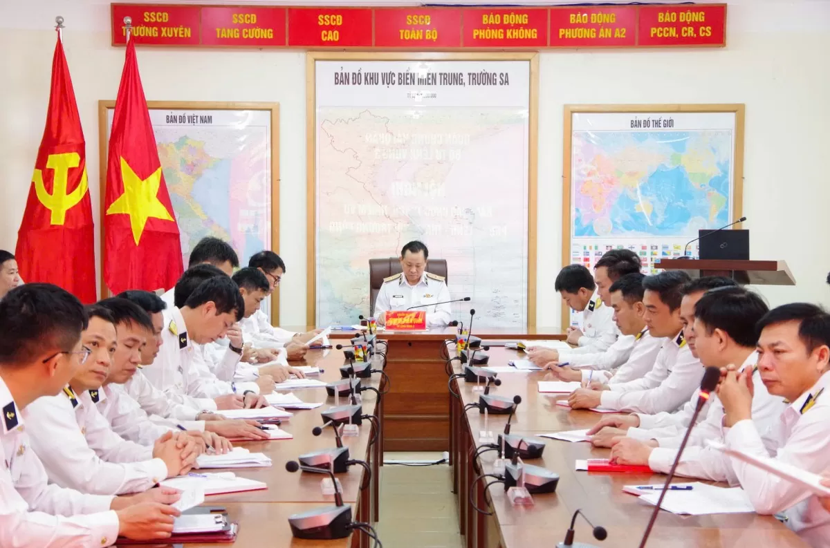 Bàn giao nhiệm vụ Tham mưu trưởng Vùng 3 Hải quân