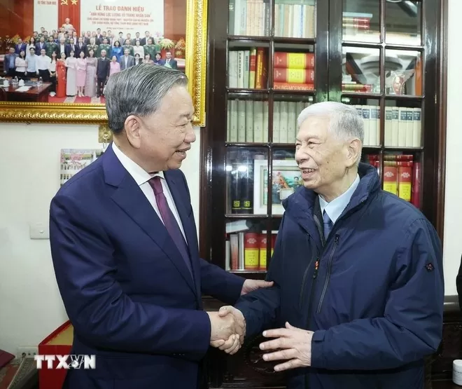 Tổng Bí thư Tô Lâm dâng hương tưởng nhớ cố Thủ tướng Phạm Văn Đồng