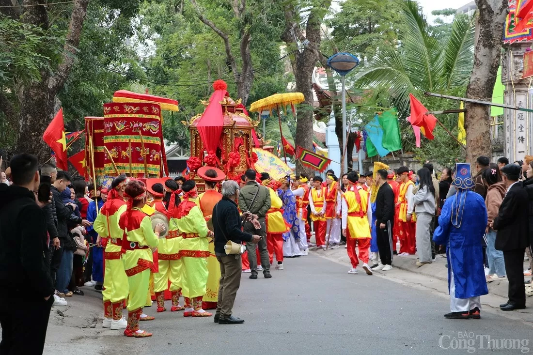 Độc đáo lễ hội kết chạ hai làng Phú Mỹ và Kiều Mai