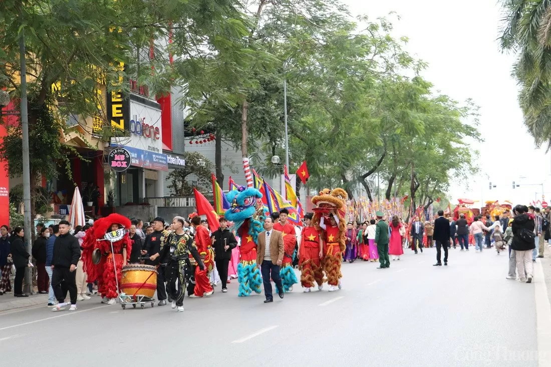 Độc đáo lễ hội kết chạ hai làng Phú Mỹ và Kiều Mai