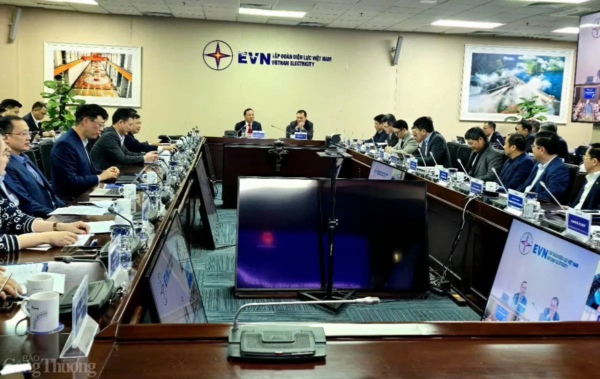 Bộ Công Thương họp với EVN về Quy hoạch điện VIII điều chỉnh