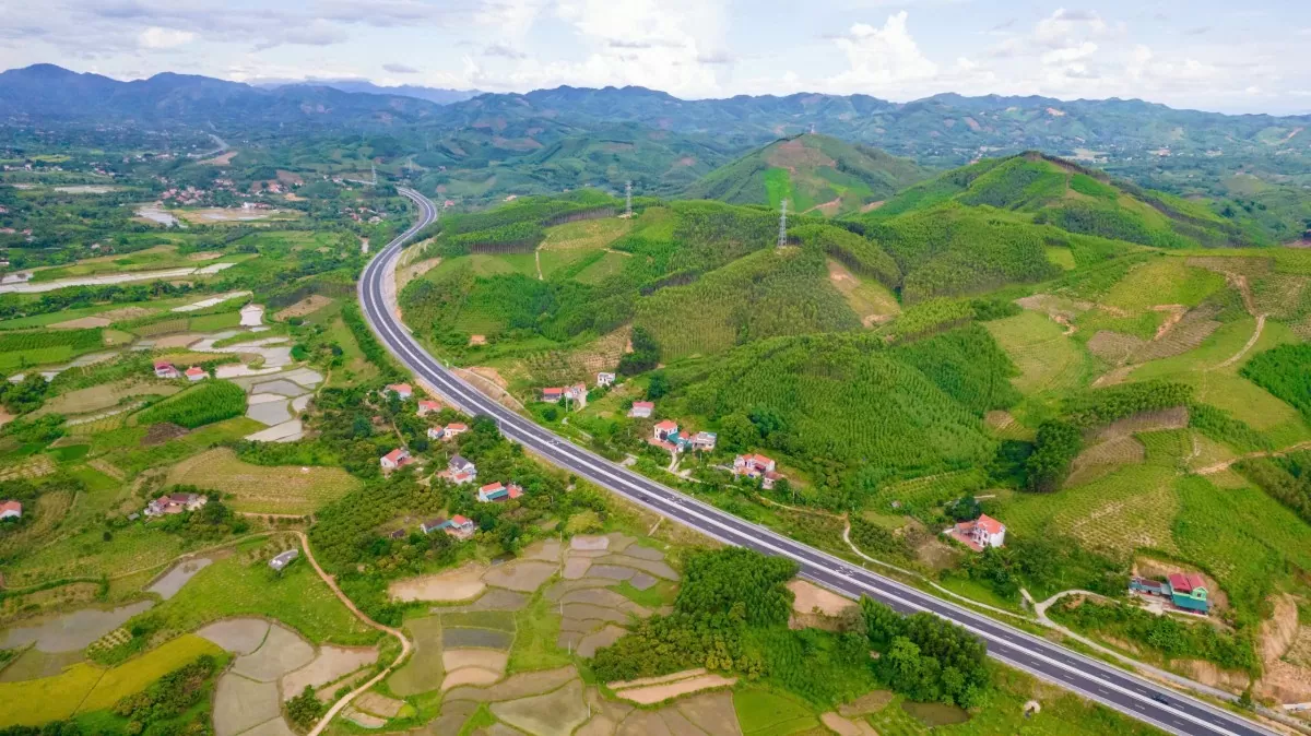 HHV: Tăng trưởng ấn tượng, doanh thu đạt 3.308 tỷ đồng