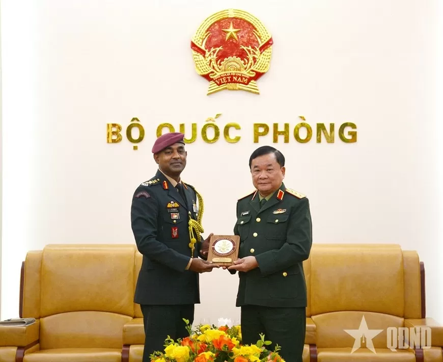 Thứ trưởng Bộ Quốc phòng tiếp Tùy viên Quốc phòng Ấn Độ tại Việt Nam