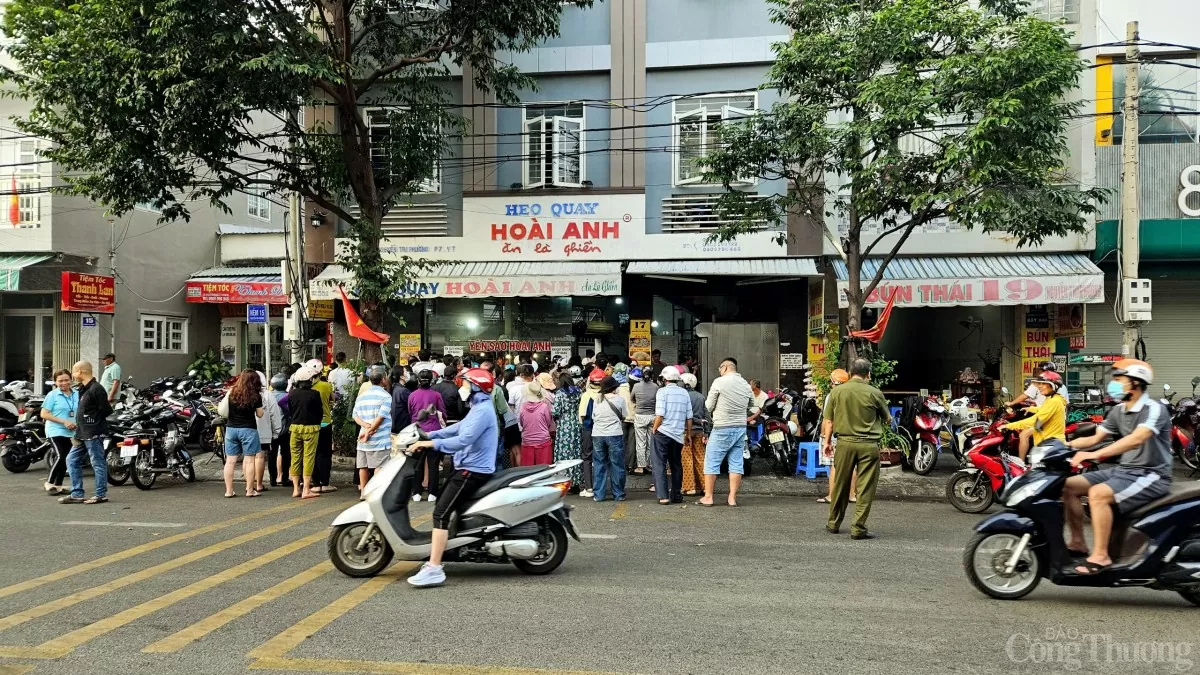 Vũng Tàu: Heo quay, cá lóc ‘cháy hàng’ ngày vía Thần Tài