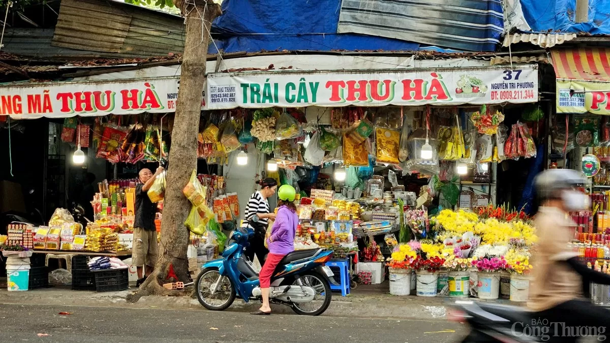 Vũng Tàu: Heo quay, cá lóc ‘cháy hàng’ ngày vía Thần Tài