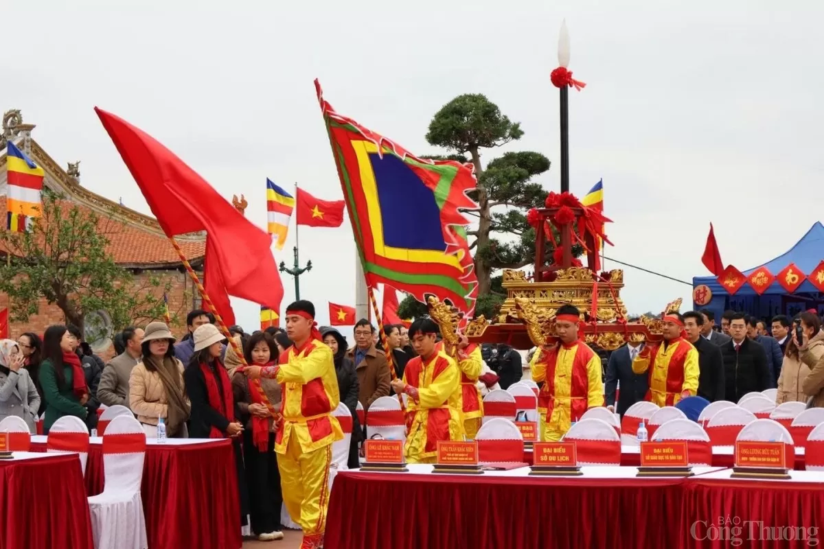 Hải Phòng: Khai bút đầu Xuân tôn vinh truyền thống hiếu học