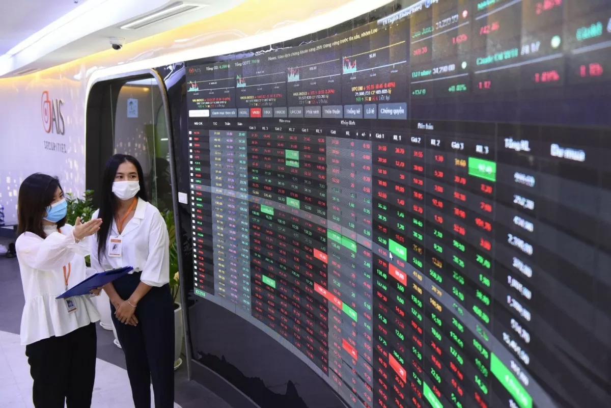 Thị trường chứng khoán bắt đầu có sự phân hóa mạnh hơn khi VN-Index hướng đến vùng giá 1.280 điểm - 1.300 điểm