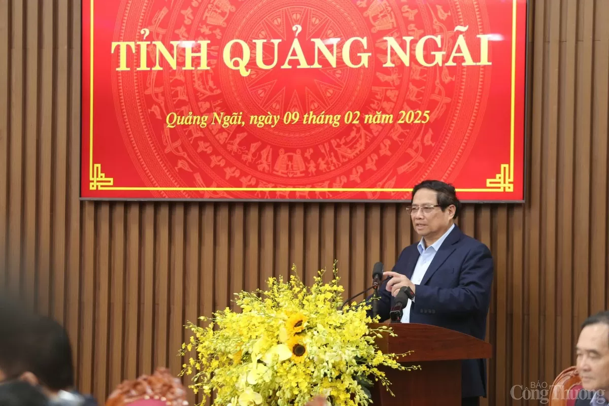 Thủ tướng Phạm Minh Chính phát biểu chỉ đạo tại buổi làm việc với Ban Thường vụ Tỉnh ủy Quảng Ngãi
