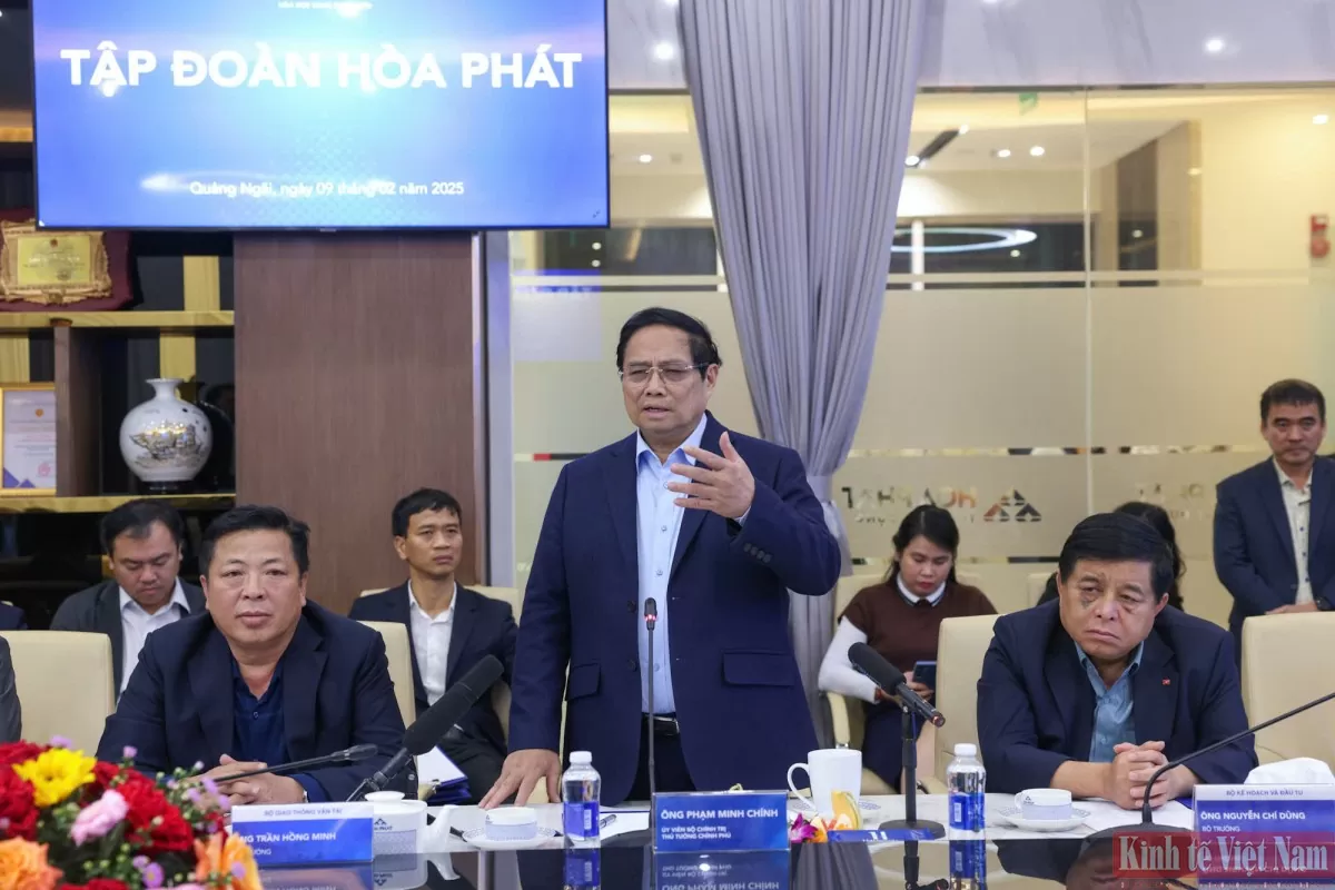 Thủ tướng 'đặt hàng' Hòa Phát nghiên cứu sản xuất ray thép