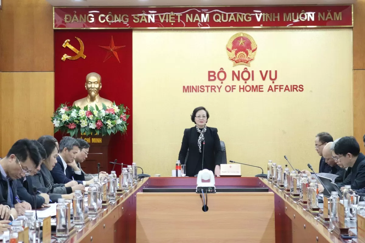 Bộ trưởng Bộ Nội vụ Phạm Thị Thanh Trà thông tin các nhiệm vụ quan trọng trong tháng 2/2025. Ảnh: Bộ Nội vụ