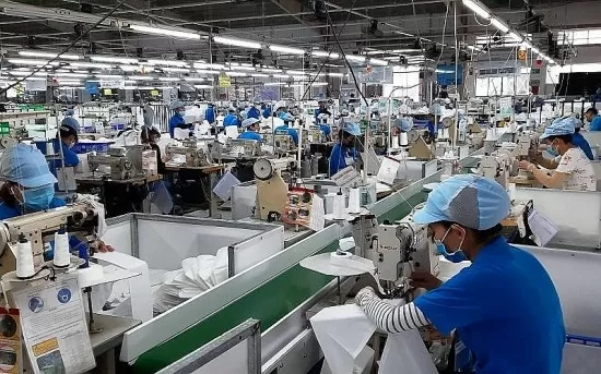 PMI ngành sản xuất của Việt Nam tháng 4 giảm còn 45,6 điểm