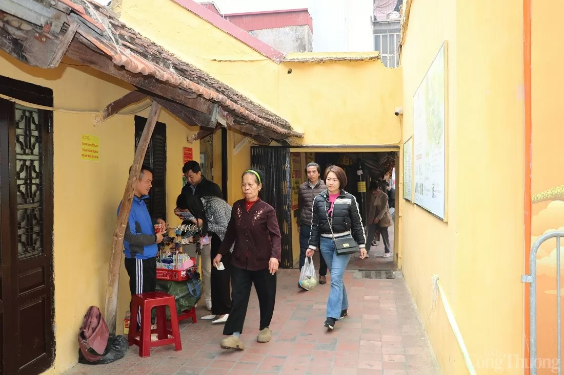 Hà Nội: Đông đảo người dân đến chùa dịp Rằm tháng Giêng Hà Nội: Đông đảo người dân đến chùa dịp Rằm tháng Giêng