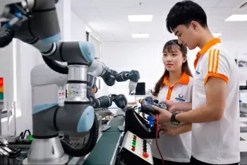 Vì sao sinh viên học ngành STEM cần được vay tín dụng?