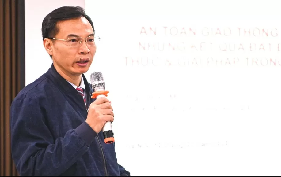 Chuyên gia đề xuất làn đường dành riêng cho xe máy