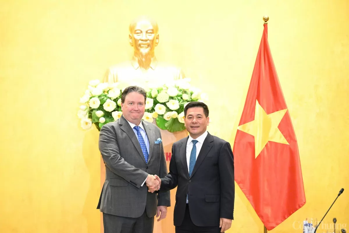 Bộ trưởng Nguyễn Hồng Diên tiếp Đại sứ Hoa Kỳ