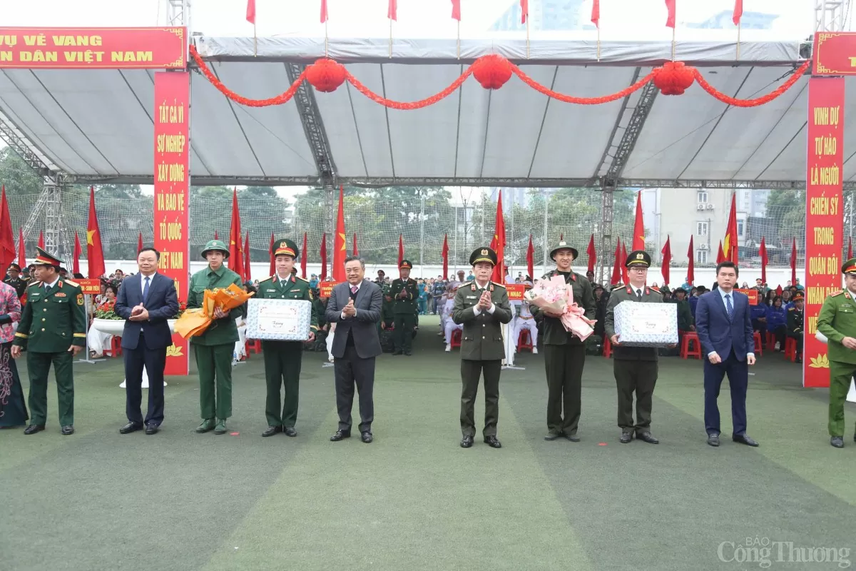 Xúc động Lễ giao, nhận quân tại quận Đống Đa, Hà Nội