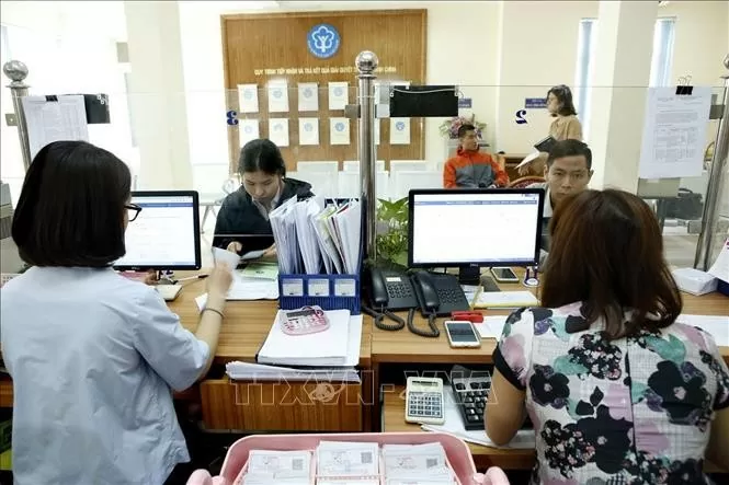 Bộ Nội vụ đề xuất giảm thời gian thử việc công chức