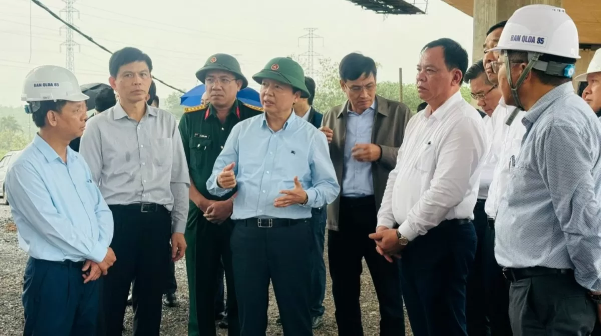 Phó Thủ tướng kiểm tra cao tốc Biên Hòa - Vũng Tàu