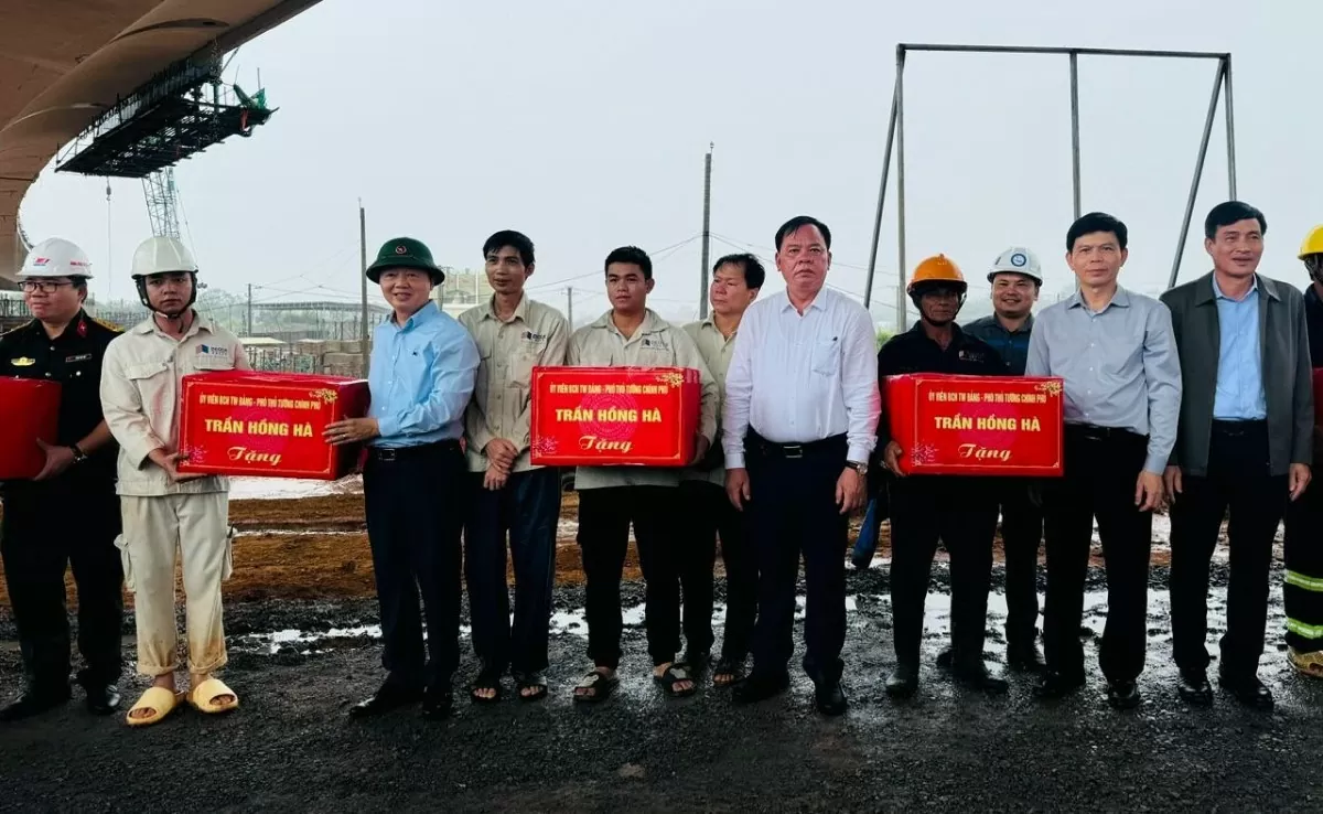 Phó Thủ tướng kiểm tra cao tốc Biên Hòa - Vũng Tàu