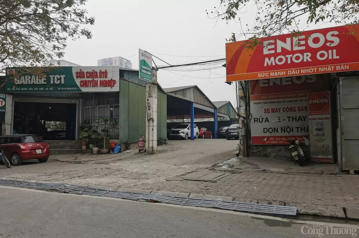 Cầu Giấy, Hà Nội: Điểm nóng về trông giữ xe không phép