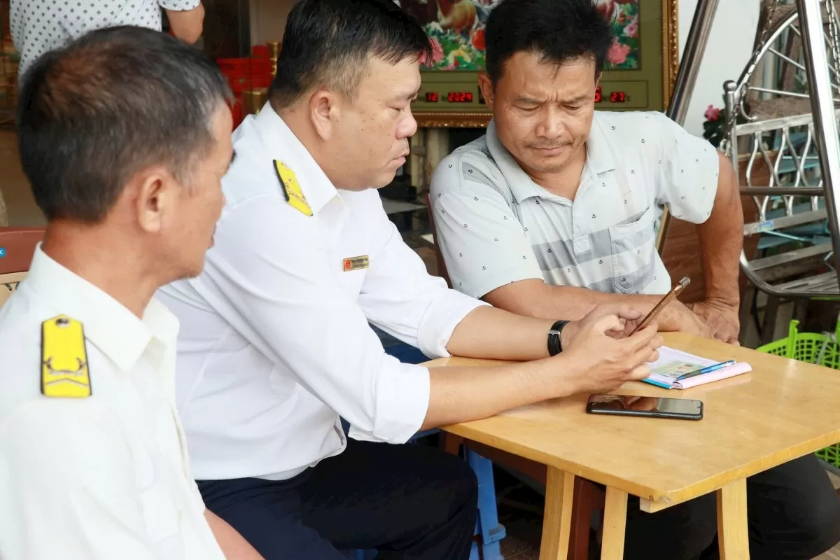 Kiểm tra, hỗ trợ CH kinh doanh xăng dầu kết nối dữ liệu tự động.