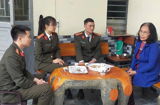 thanh hoa nhieu he luy tu viec xuat canh trai phep