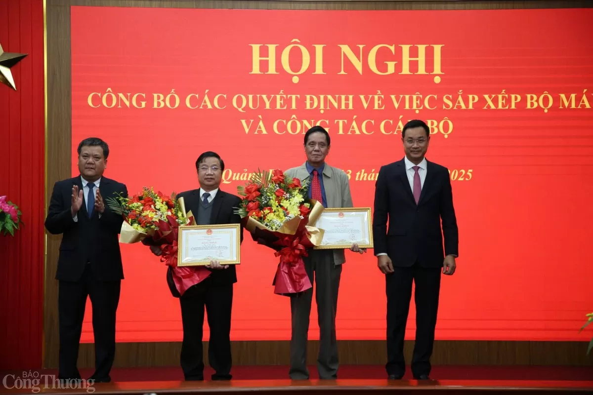 trước tuổi của ông Cao Văn Định - Trưởng Ban Tuyên giáo Tỉnh ủy và ông Lê Minh Tuyên - Phó Trưởng Ban Tuyên giáo Tỉnh ủy.