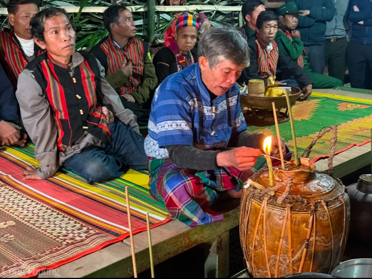 Quảng Bình: Độc đáo lễ hội đập trống người Ma Coong