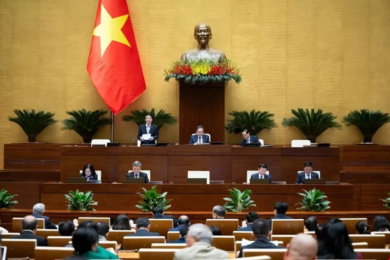 Quoc hội họp sáng 17