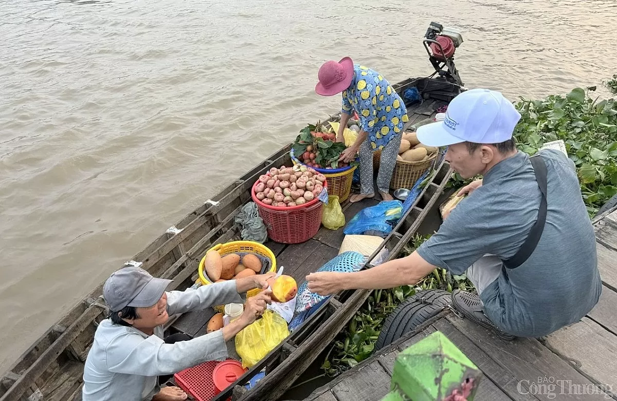 Chợ nổi Cái Răng: Độc đáo, đặc sắc miền Tây sông nước Chợ nổi Cái Răng: Nét đặc sắc của miền Tây sông nước