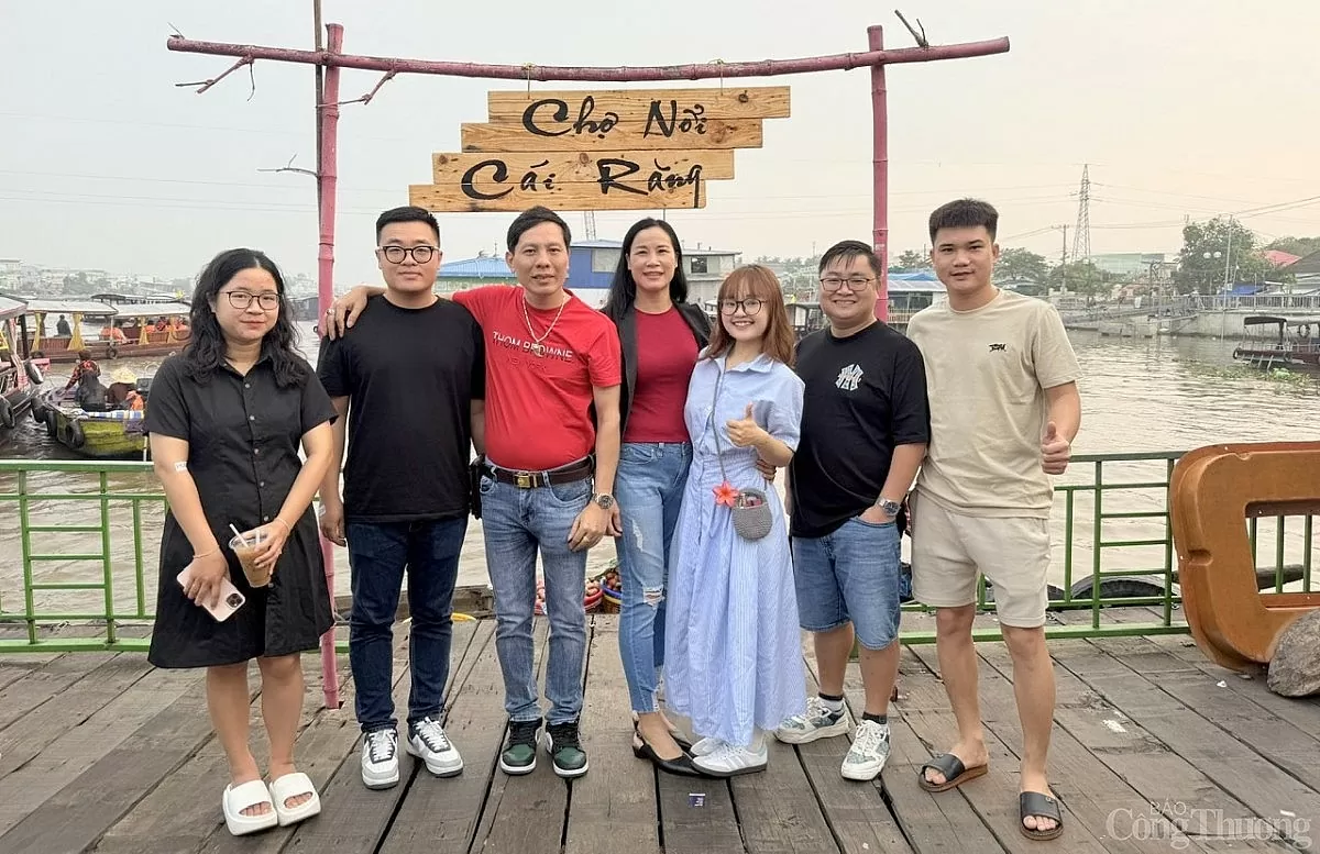 Chợ nổi Cái Răng: Độc đáo, đặc sắc miền Tây sông nước Chợ nổi Cái Răng: Nét đặc sắc của miền Tây sông nước