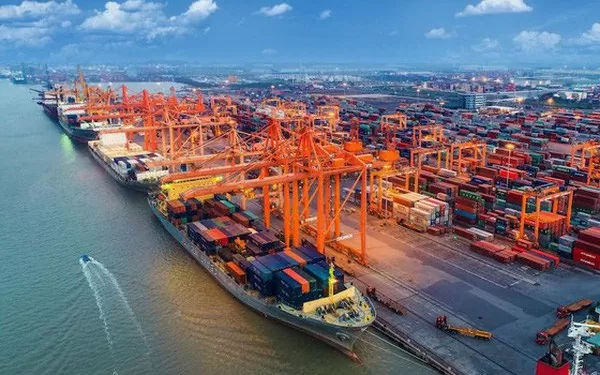 Nền kinh tế - thương mại của Việt Nam đã vững vàng vượt qua những thách thức, tác động đến từ biến động kinh tế - chính trị của thế giới và đã đạt được những kết qủa to lớn. Ảnh: Bộ Công Thương