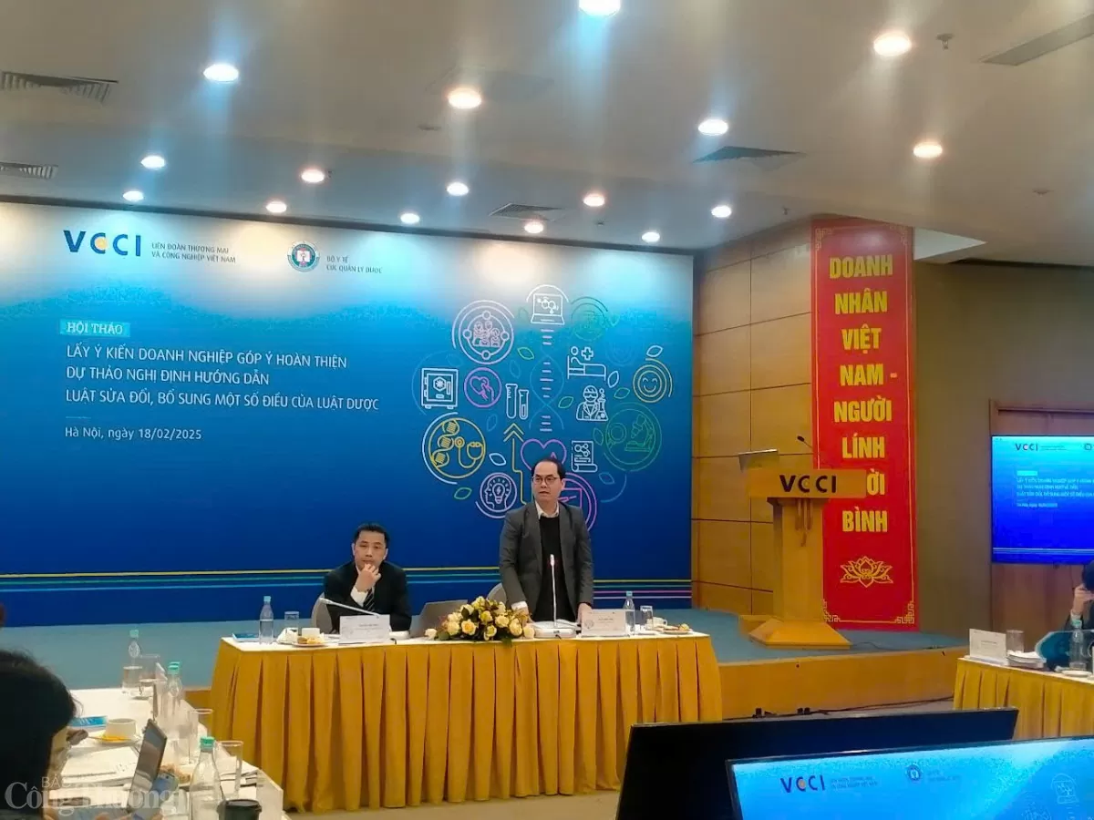 Hội thảo Lấy ý kiến doanh nghiệp góp ý hoàn thiện dự thảo Nghị định hướng dẫn Luật Sửa đổi, bổ sung một số điều của Luật Dược. Ảnh Nguyễn Hoà