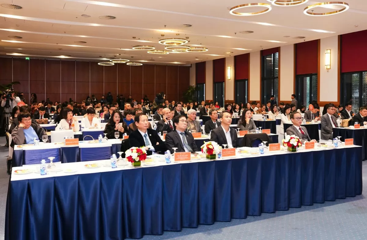 Meey Group vững vàng vị thế 'Top one thương hiệu dẫn đầu ngành proptech 2024'