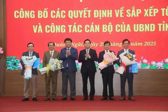 Quảng Ngãi: Công bố thành lập và bổ nhiệm lãnh đạo các sở
