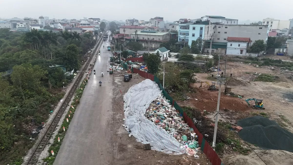 ‘Núi’ bánh kẹo ở La Phù: Xử nghiêm để tránh tái diễn