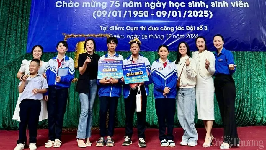 Nam sinh lan toả đam mê học tiếng Anh ở Gia Lai