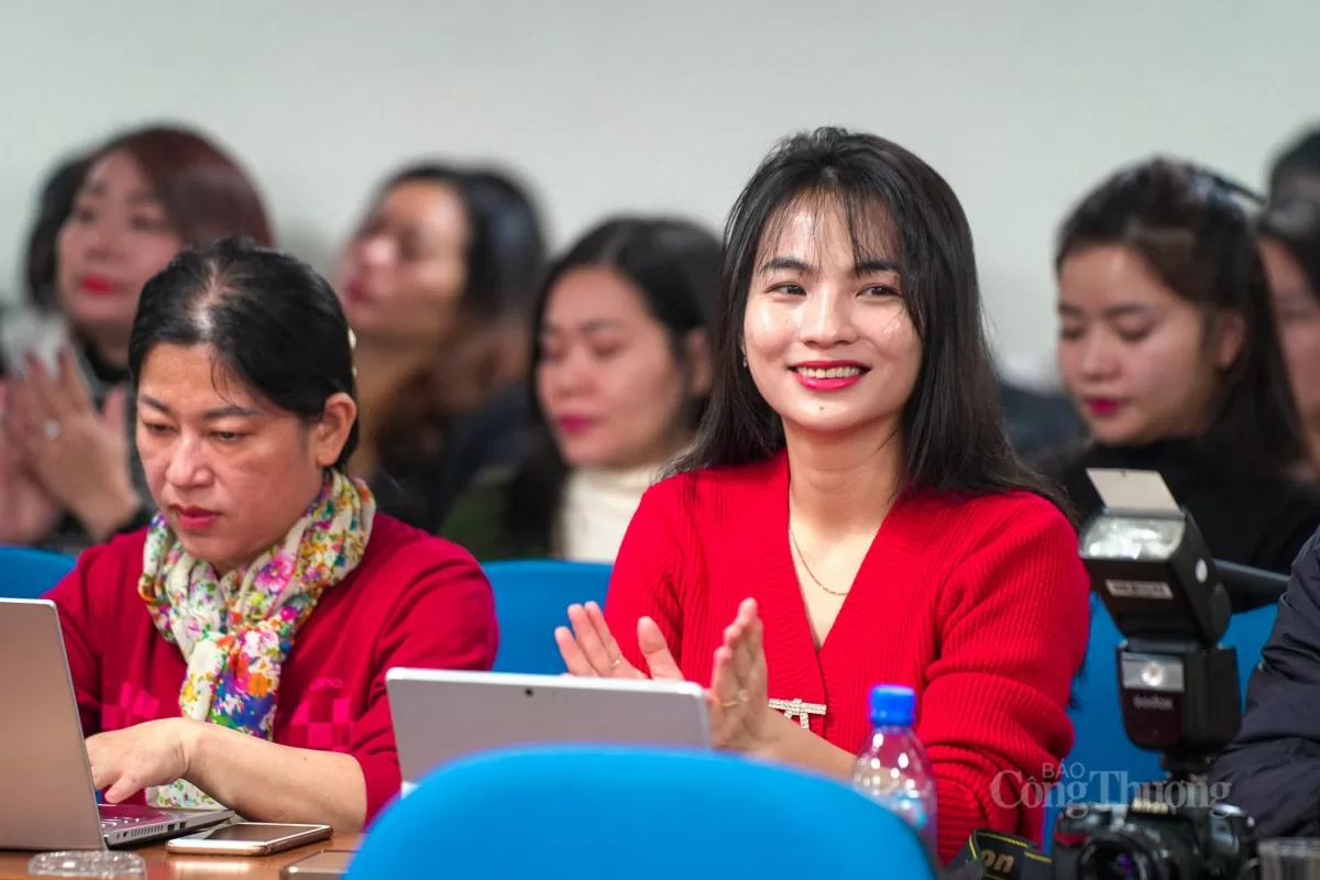 Chùm ảnh: Báo Công Thương tổ chức Hội nghị viên chức, người lao động năm 2025