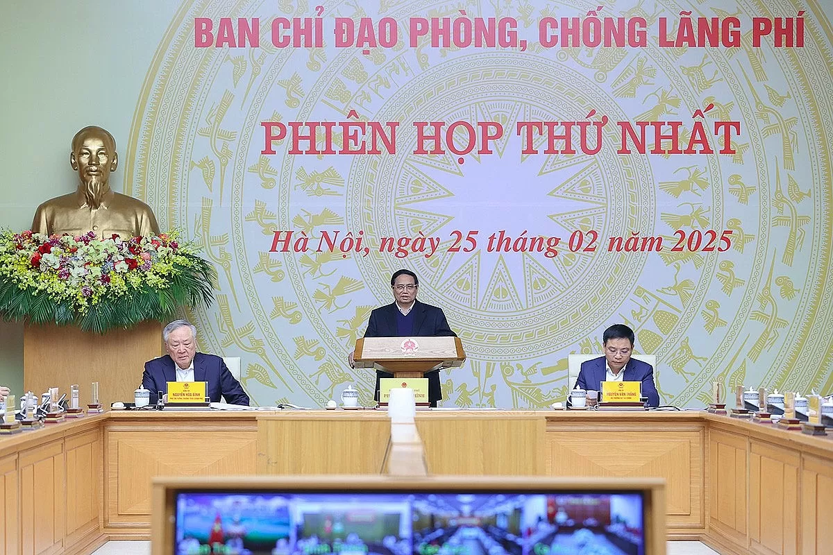 Thủ tướng Phạm Minh Chính phát biểu tại phiên họp thứ nhất của Ban Chỉ đạo phòng, chống lãng phí - Ảnh: VGP/Nhật Bắc