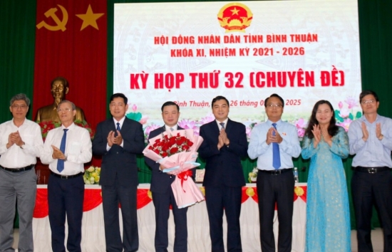 ong do huu huy duoc bau giu chuc chu tich ubnd tinh binh thuan