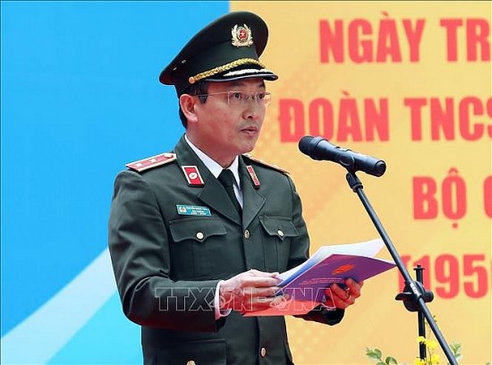 thu tuong bo nhiem tro ly bo truong bo cong an