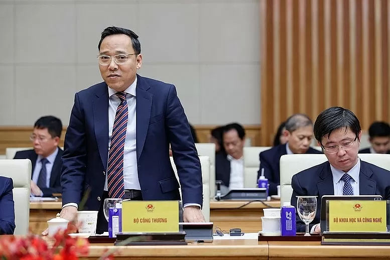 Thủ tướng ‘đặt hàng’ doanh nghiệp EU tăng hợp tác về năng lượng tái tạo